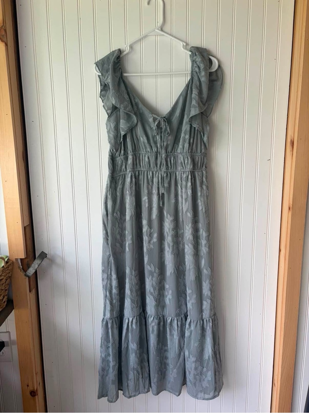 Joie slate blue textured Floral Ruffle tie neck cottagecore feminine Midi Dress